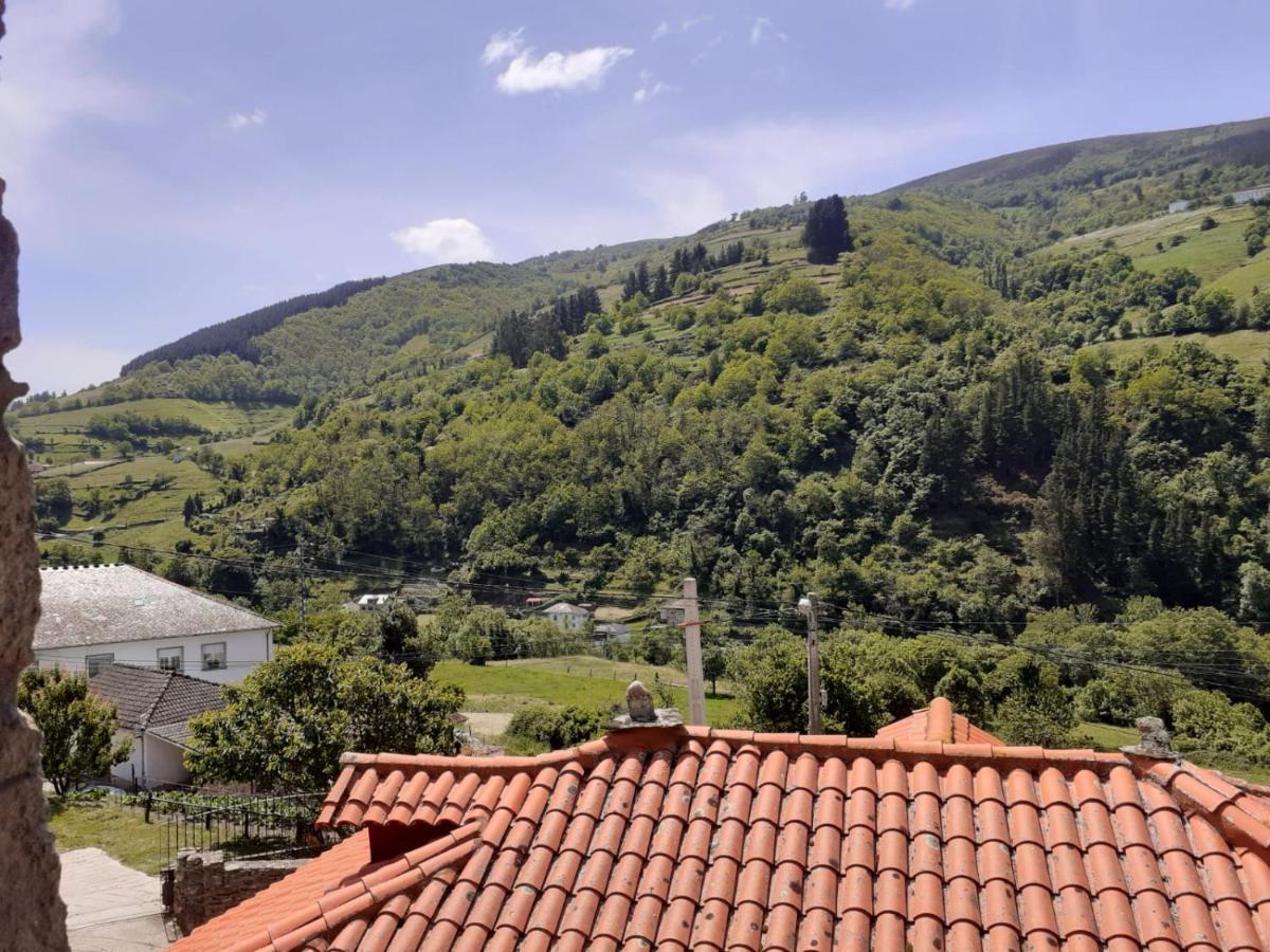 La Casina De Santulaya Villa Cangas De Narcea Eksteriør bilde