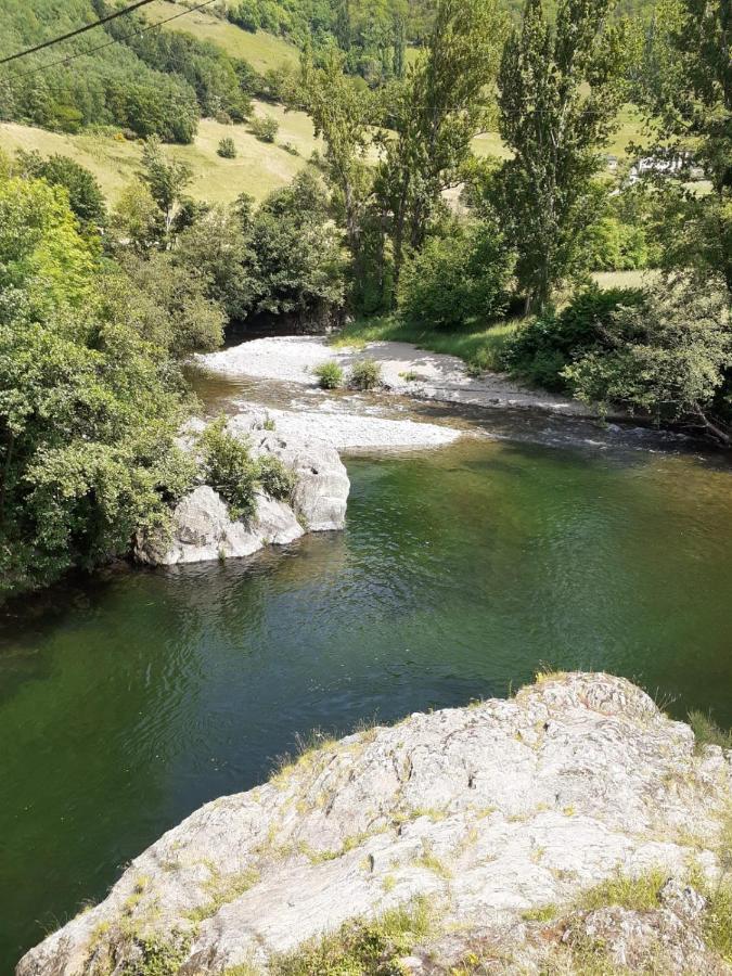La Casina De Santulaya Villa Cangas De Narcea Eksteriør bilde