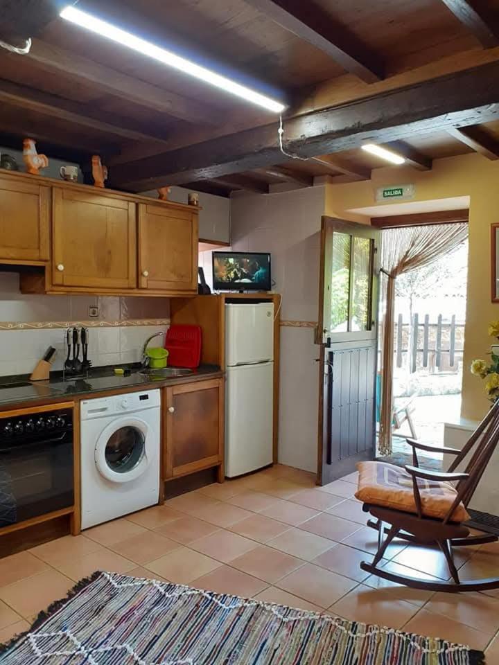 La Casina De Santulaya Villa Cangas De Narcea Eksteriør bilde
